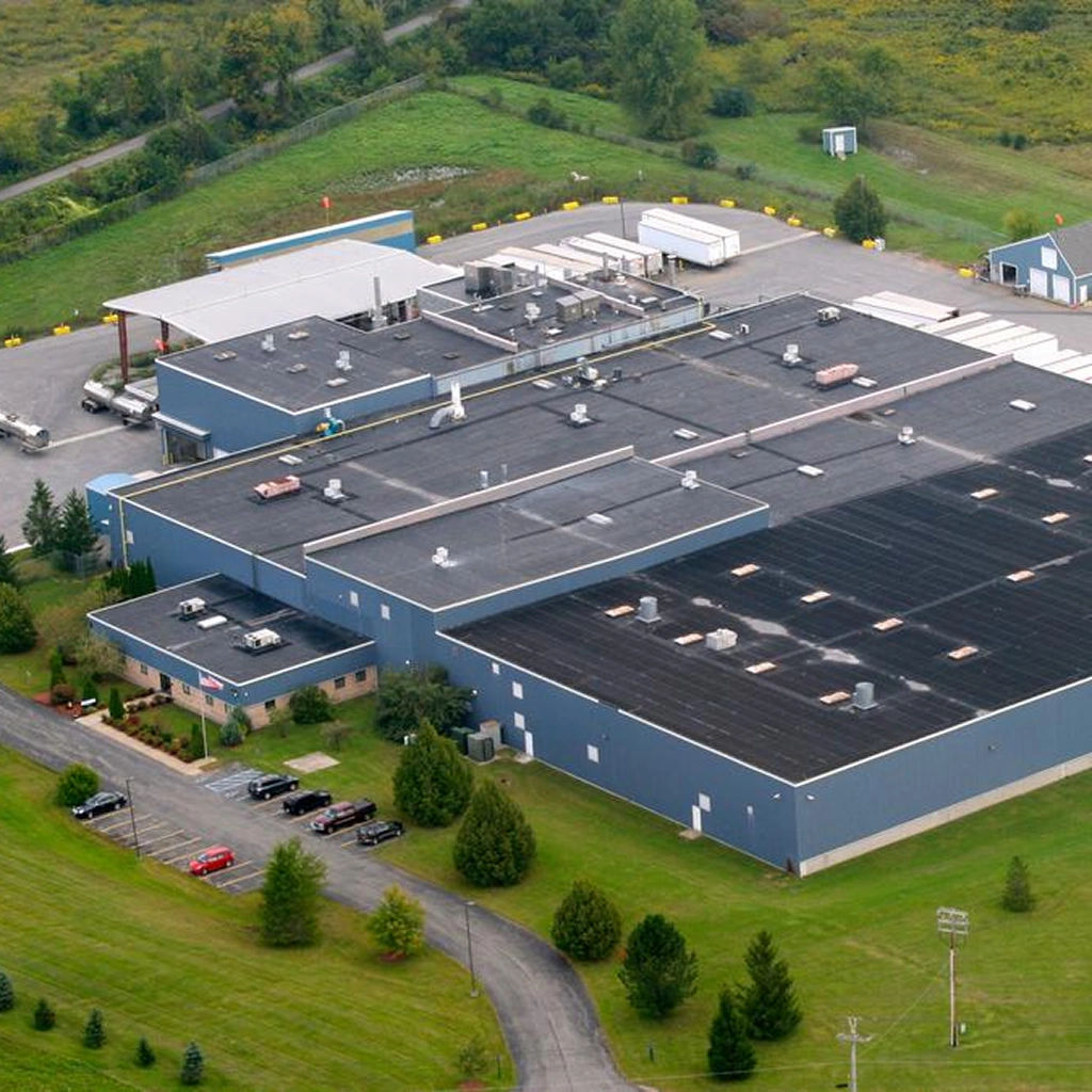 Фасад будівлі бренду benjamin moore