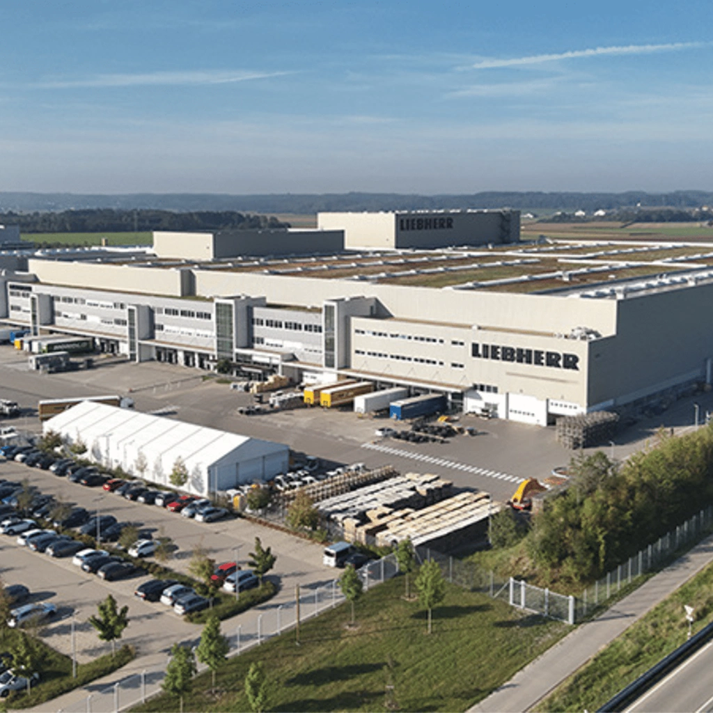 Фасад будівлі бренду Liebherr