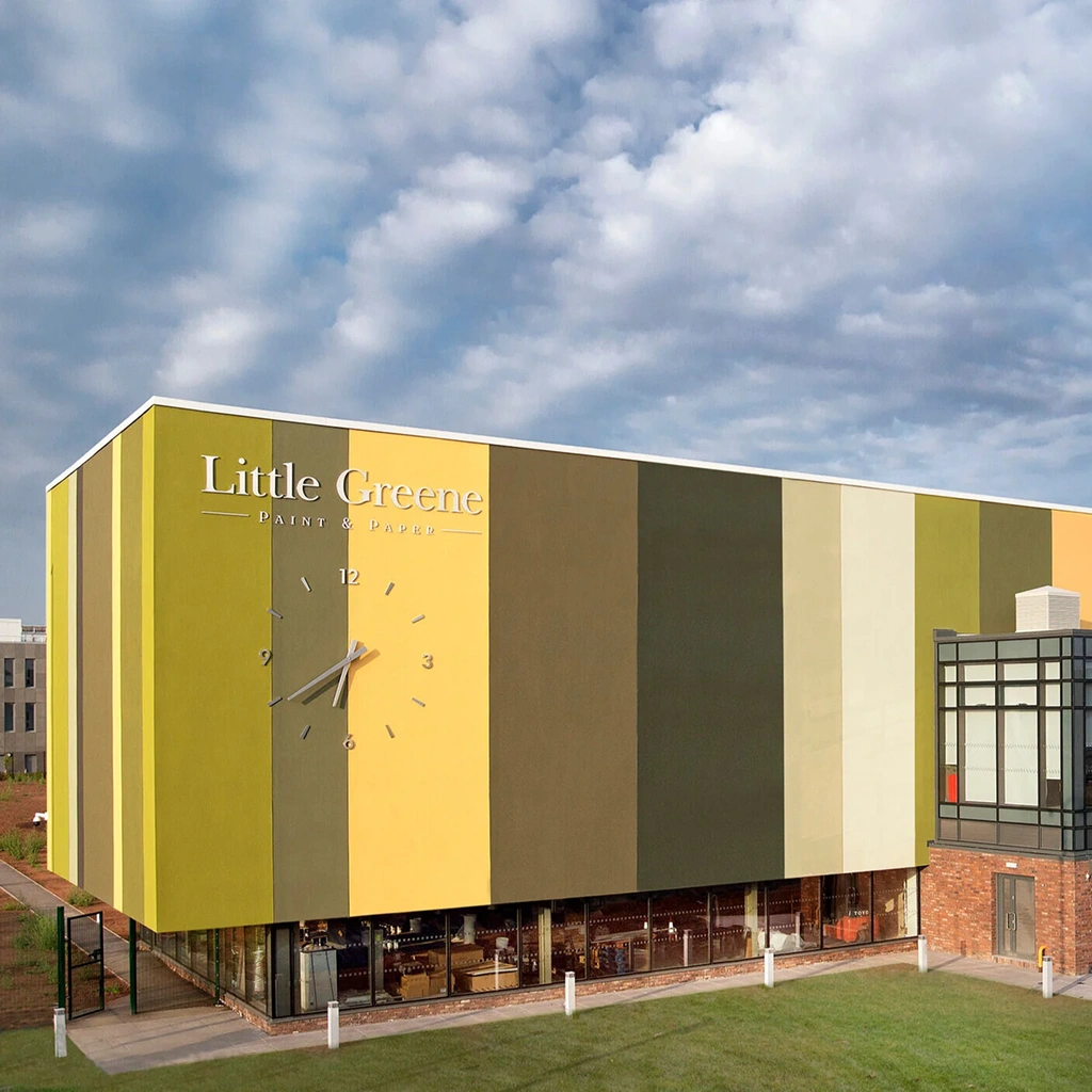 Фасад будівлі бренду little greene