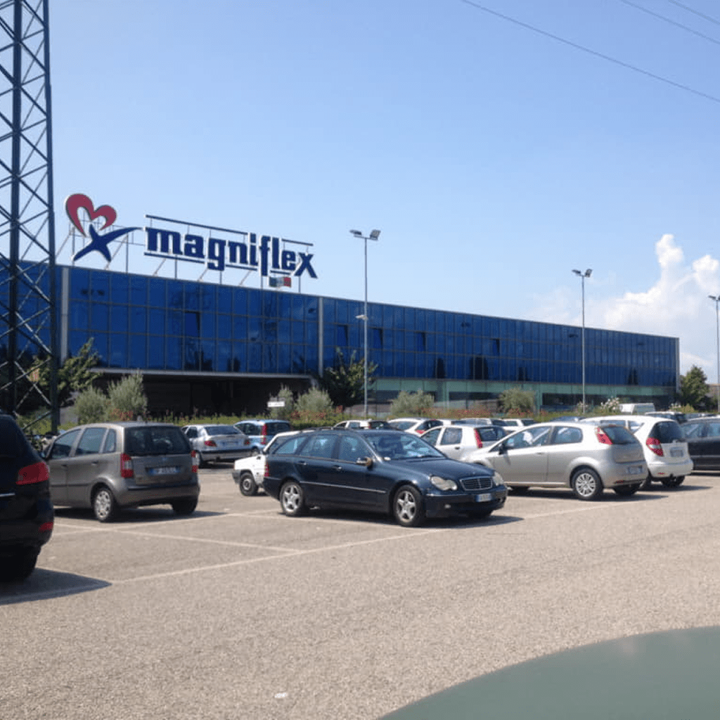 Фасад будівлі бренду матраців magniflex