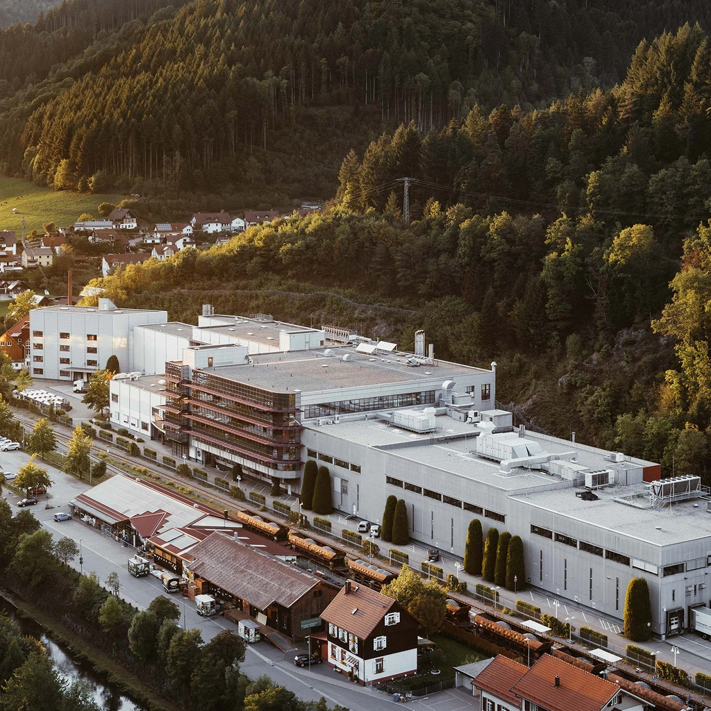 Фасад производства axor