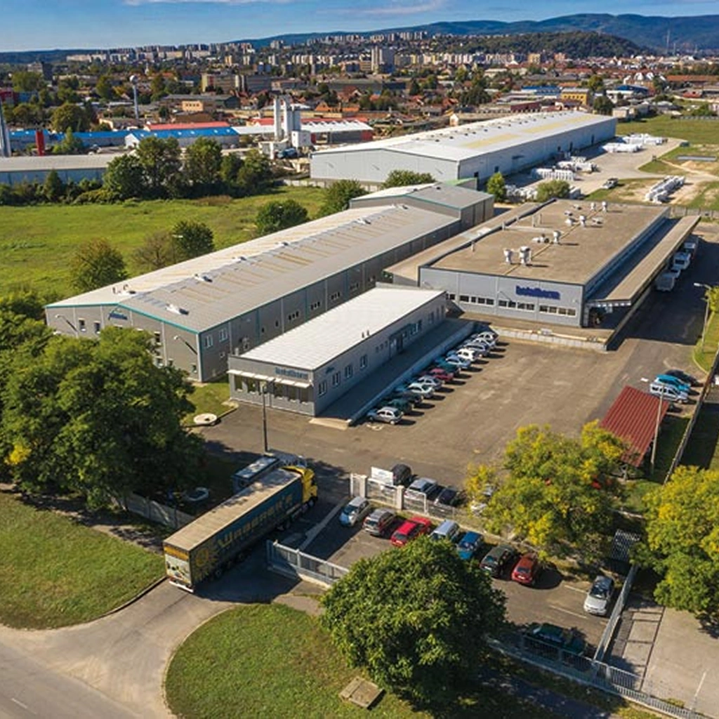 Фасад виробництва бренду betatherm