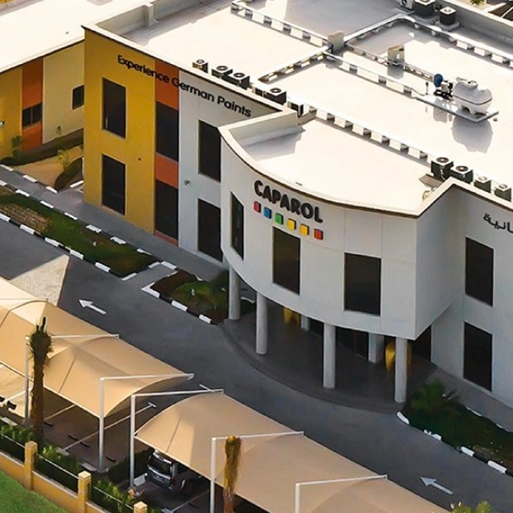 Фасад здания бренда caparol