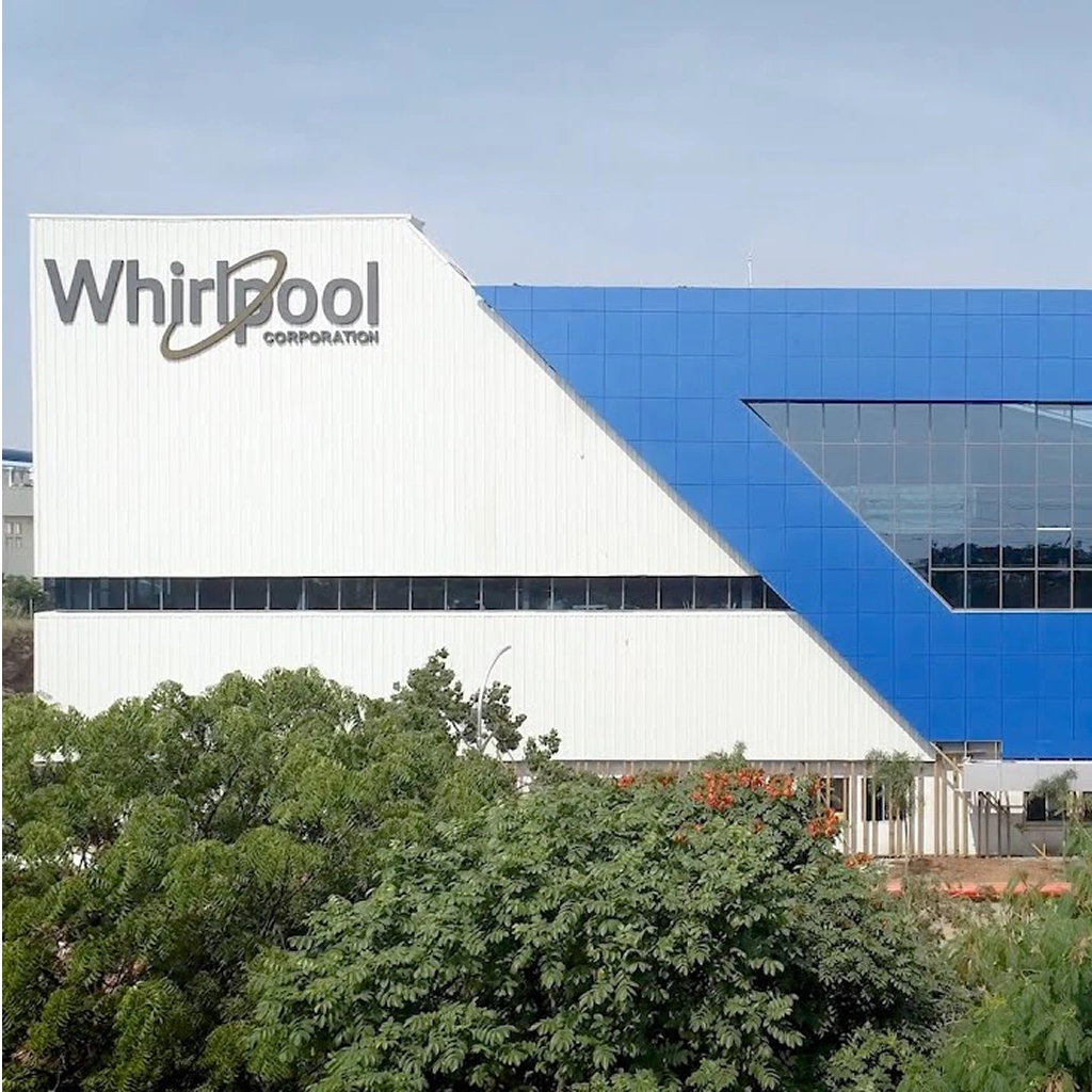 Фасад здания бренда Whirlpool