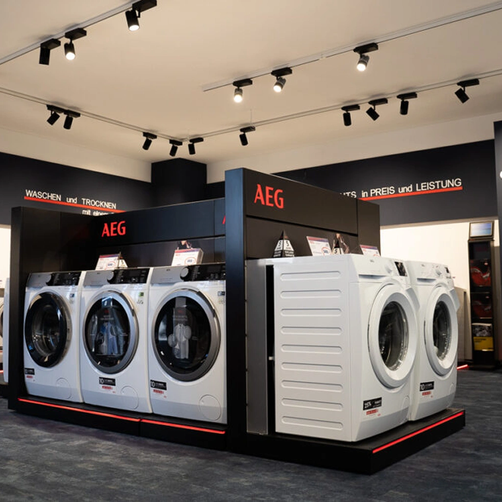 Интерьер фирменного шоурума aeg