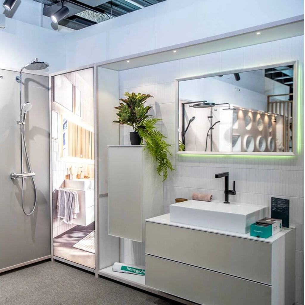 Интерьер фирменного шоурума hansgrohe