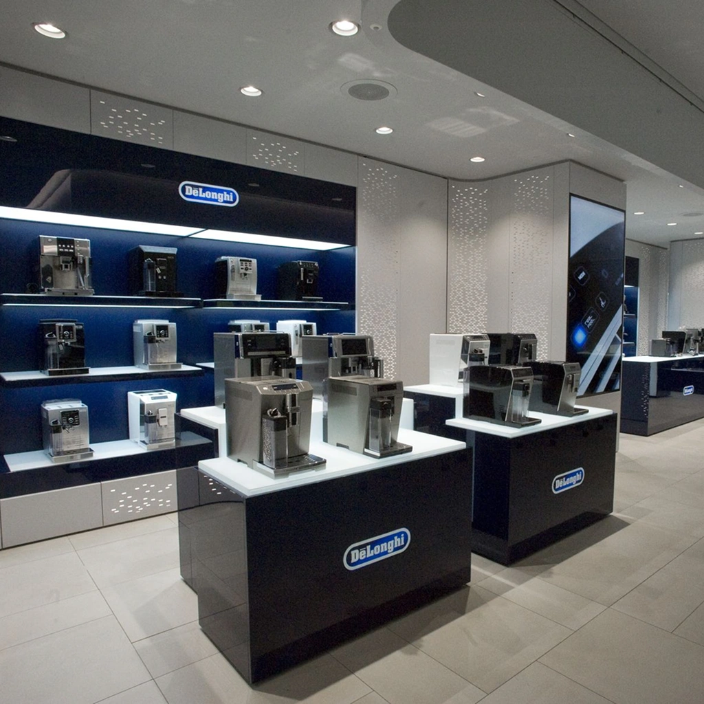 Інтер'єр фірмового шоуруму de’longhi