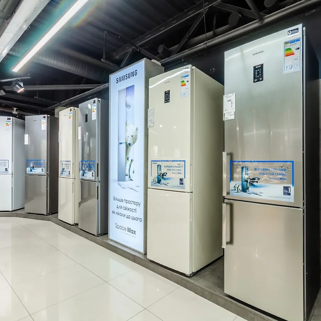 Інтер'єр фірмового шоуруму samsung київ