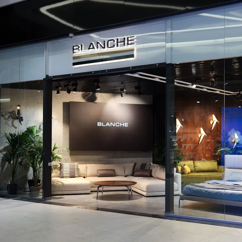 Інтер'єр шоуруму бренду BLANCHE