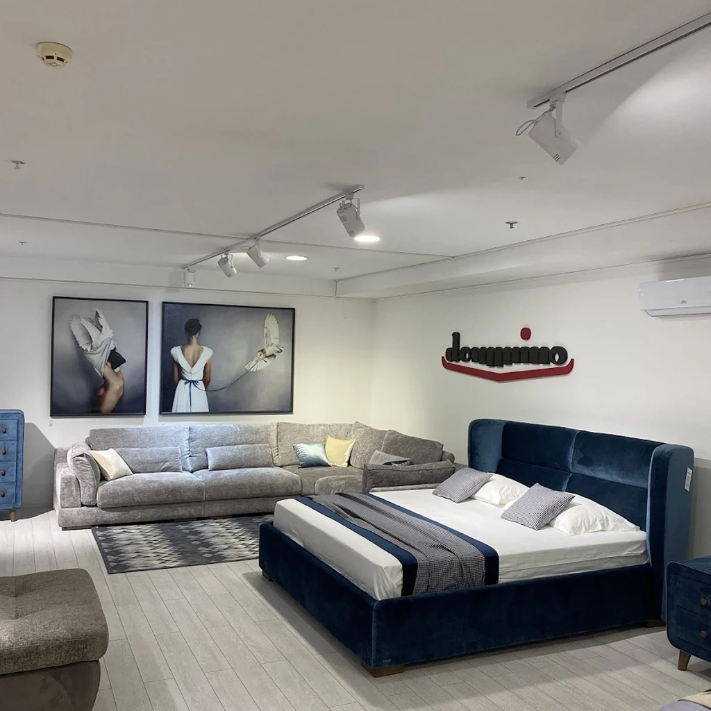 Інтер'єр шоуруму бренду Dommino