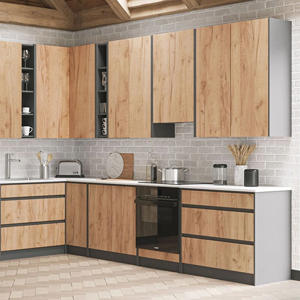 Кухня Green Line с деревянными фасадами