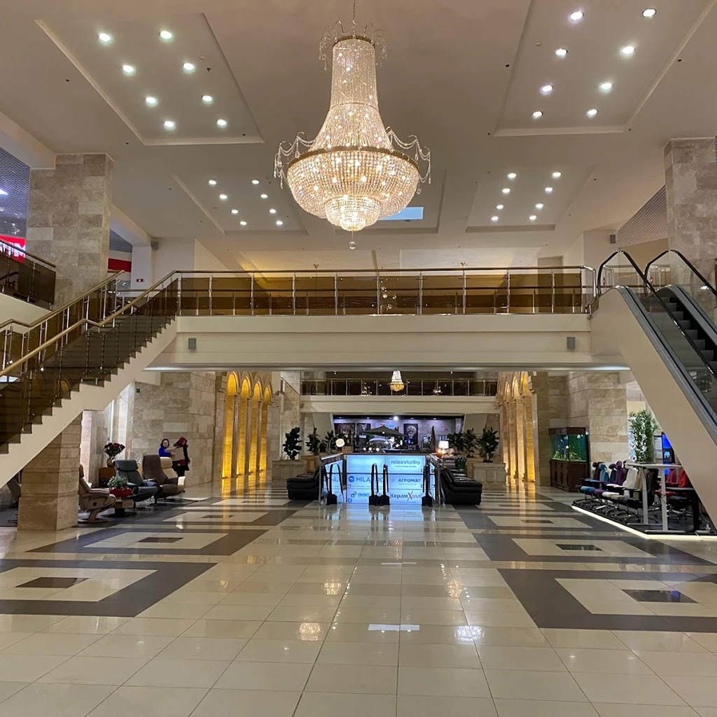 Меблеві шоуруми в аракс