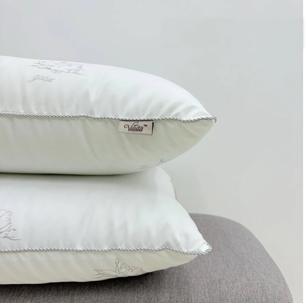 Подушки від бренду viluta