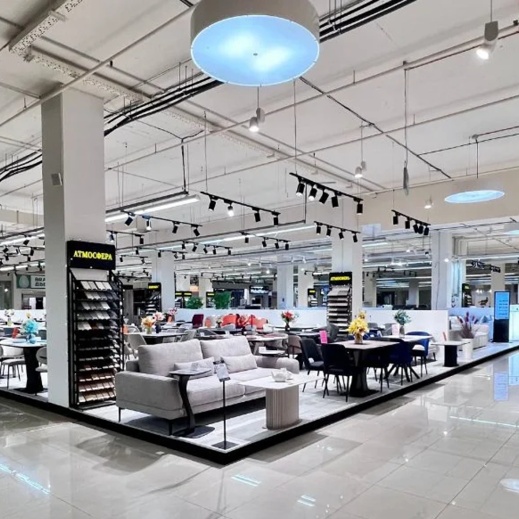 Сучасні меблі в тц 4room