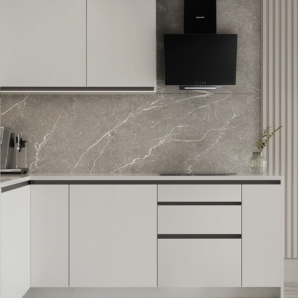 Тиха витяжка Pyramida для кухні