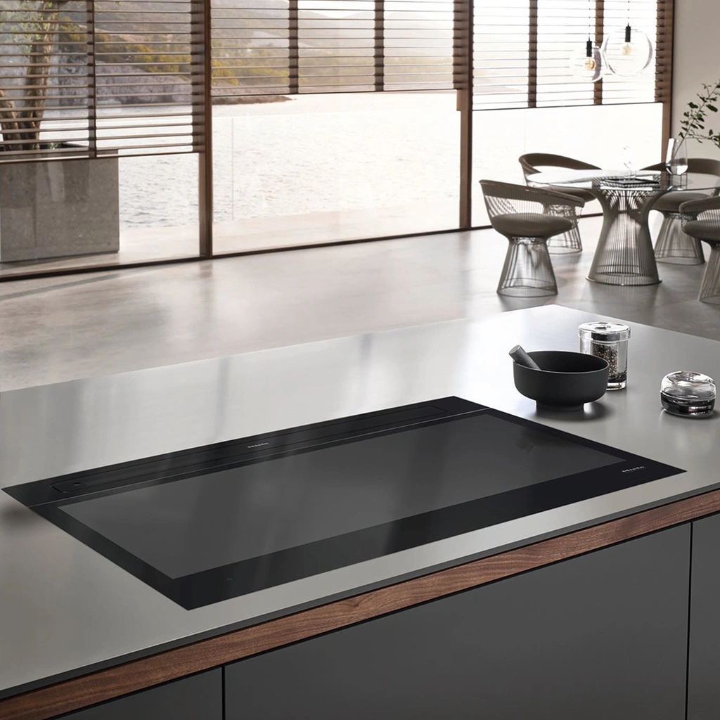 Варочная панель Miele с индукционными конфорками