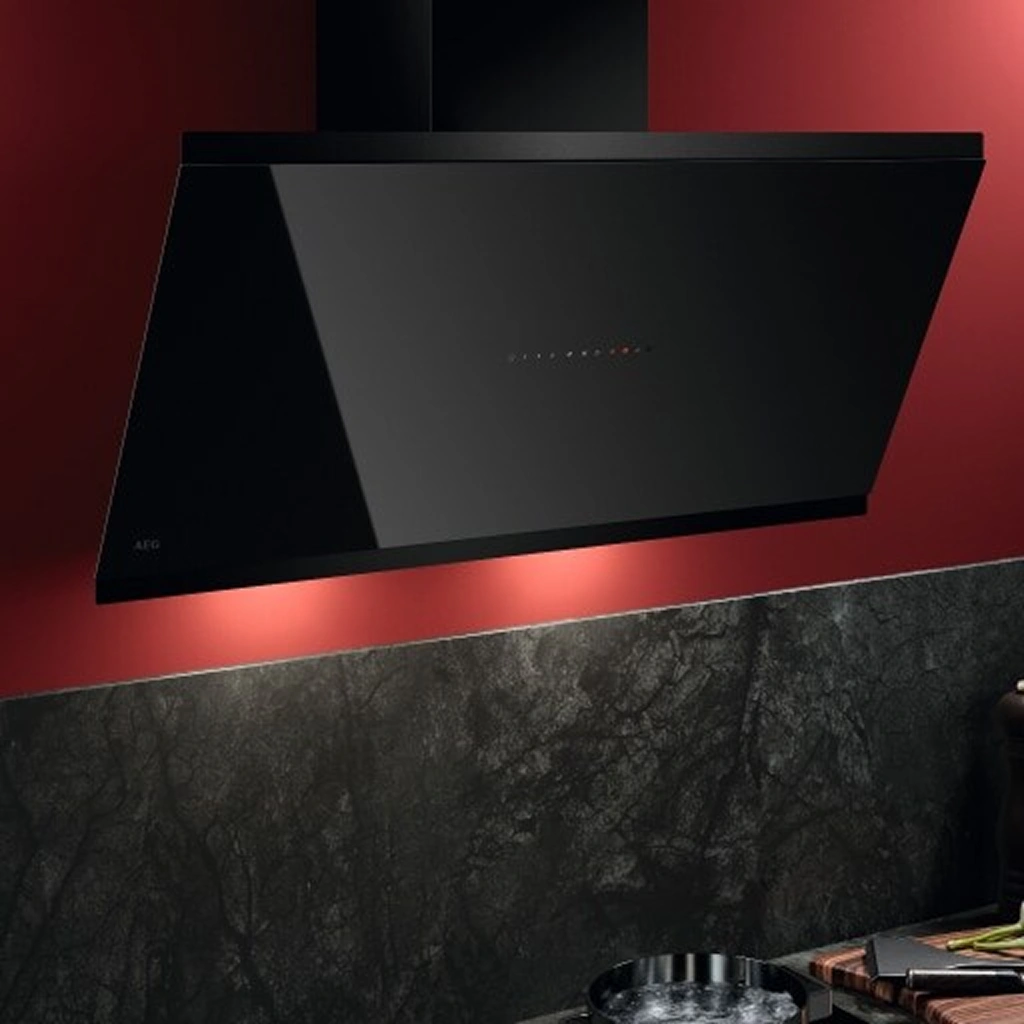 Вытяжка для кухни от бренда aeg