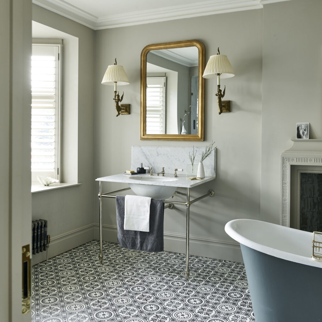 Дизайн-проект інтер'єру ванної кімнати у стилі кантрі