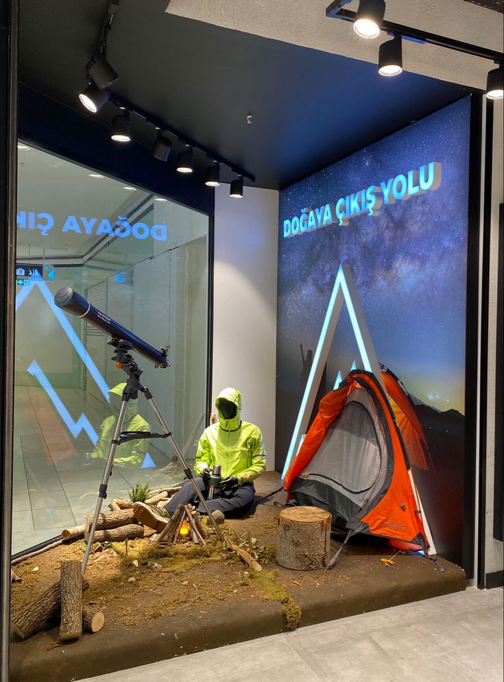 Дизайн магазина товаров для туризма №3