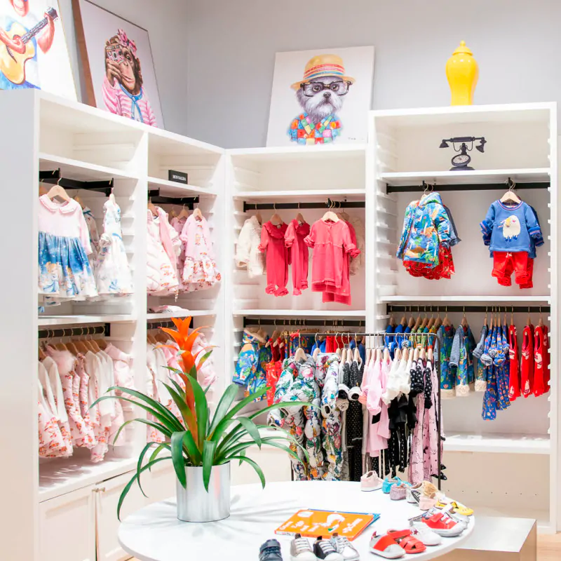 Дизайн магазину дитячого одягу