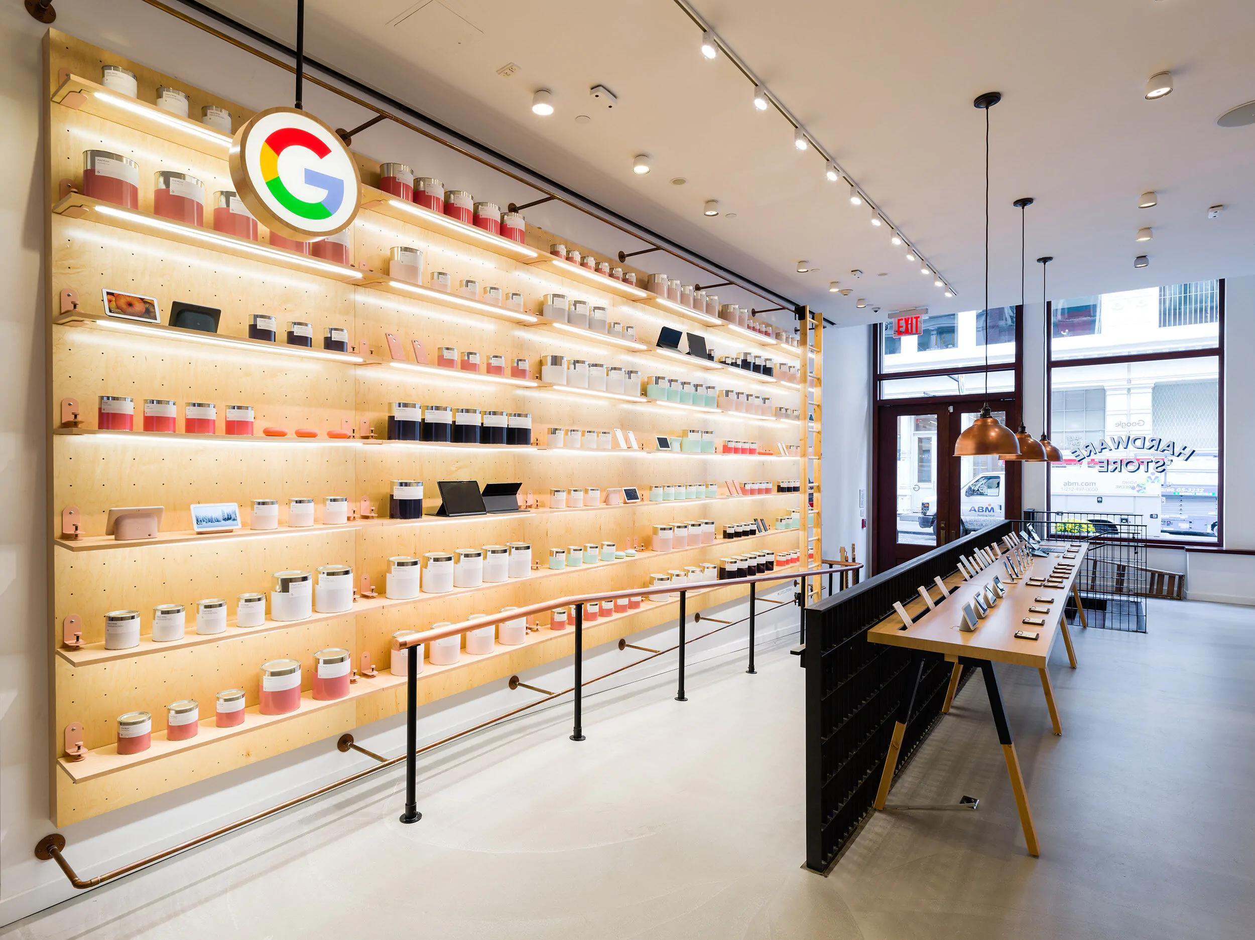 Дизайн інтер’єру магазину електроніки №1