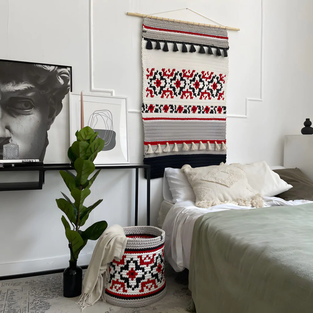 Дизайн інтер'єру спальні в українському стилі