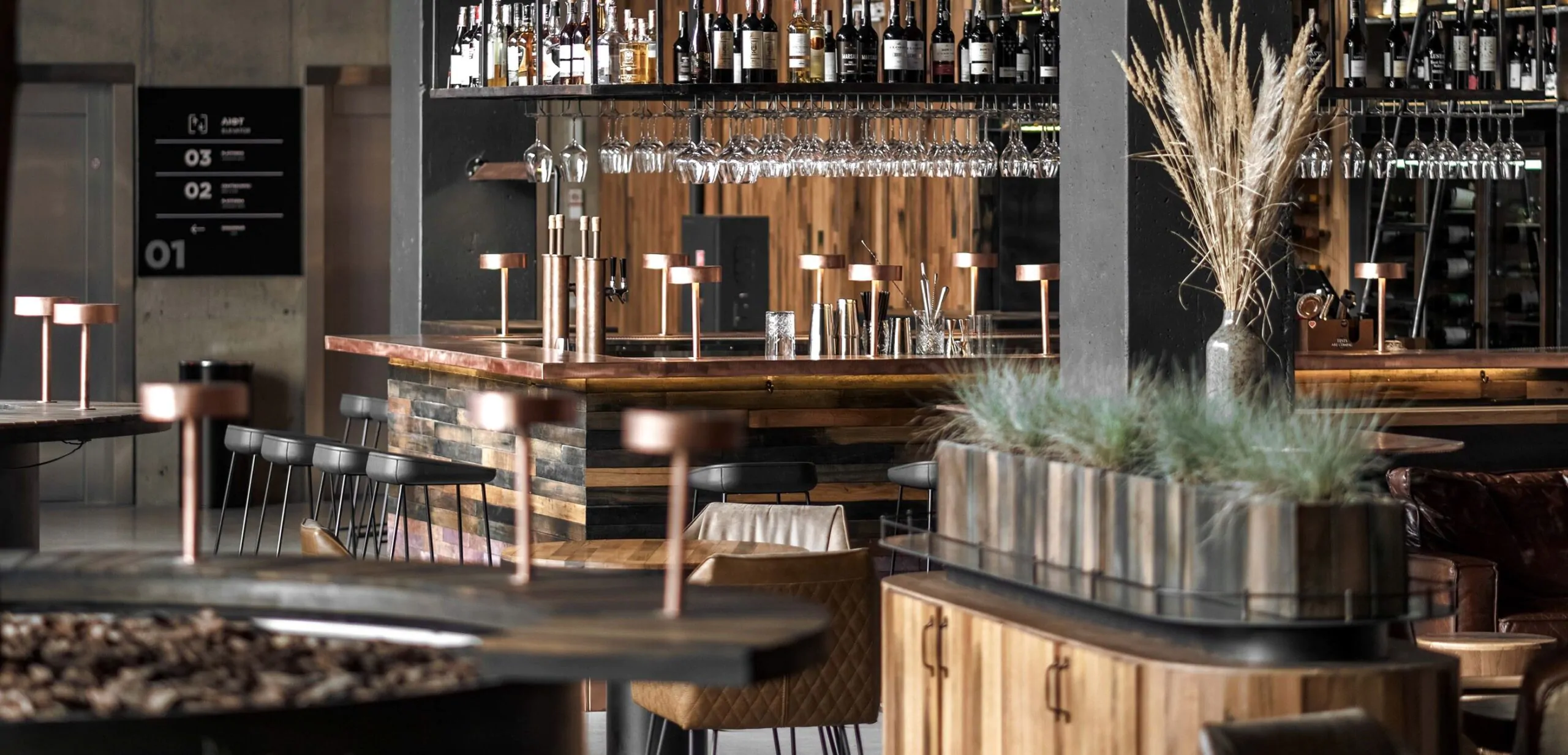 Дизайн кав’ярні у стилі лофт