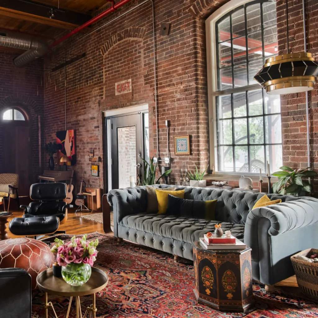 Бохо-лофт в дизайне интерьера дома