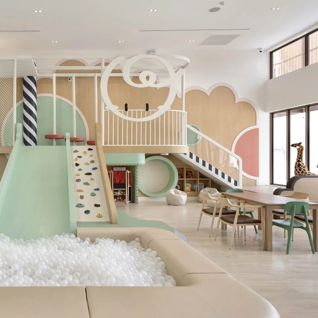 Інтер'єр дитячого кафе