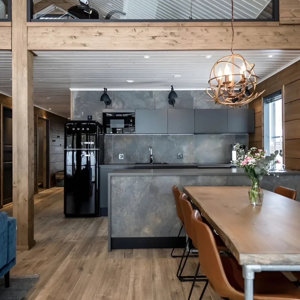 Дизайн-проєкт кухні у дерев'яному приватному будинку