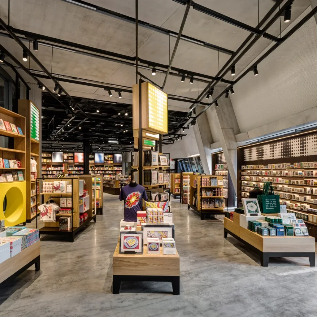 Дизайн магазину подарунків у стилі лофт