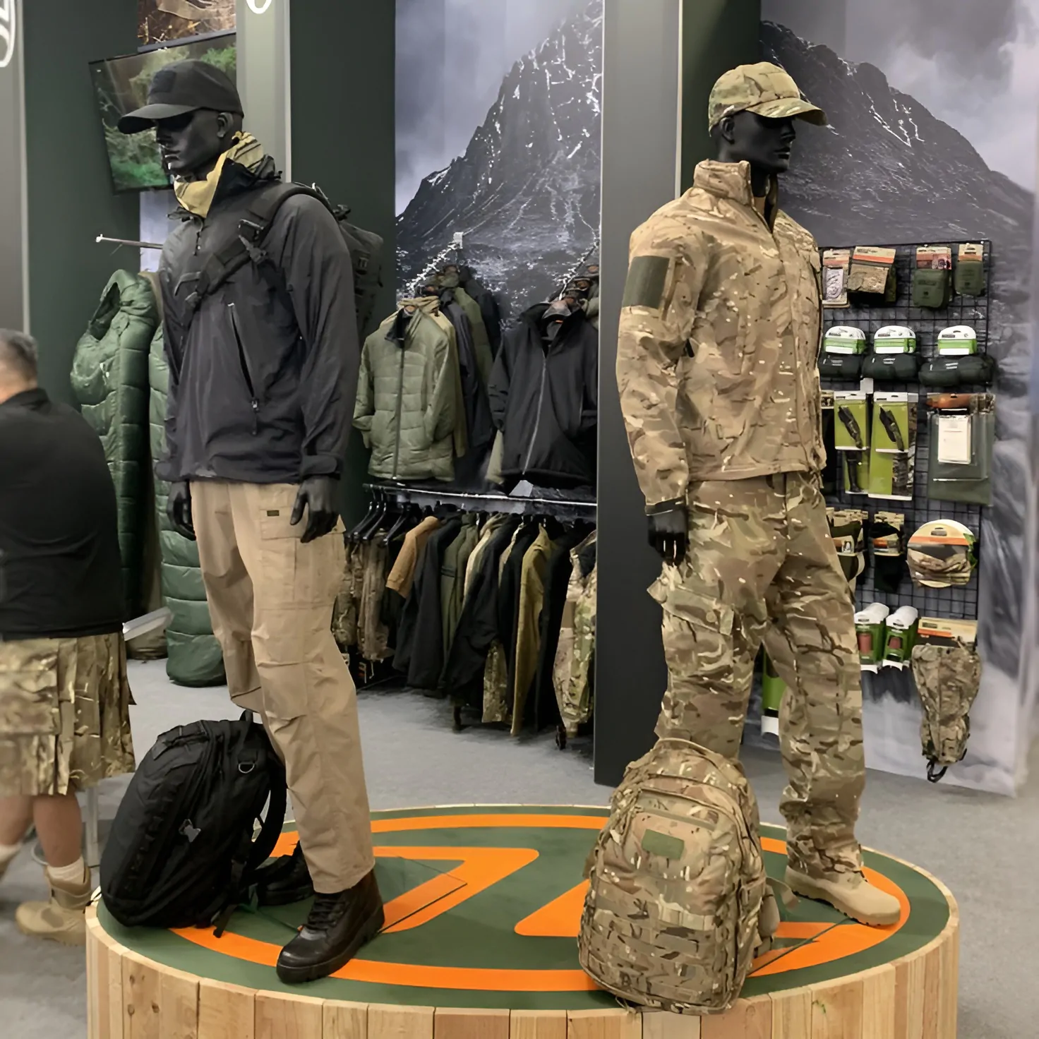 Дизайн-проєкт магазину військового спорядження №3