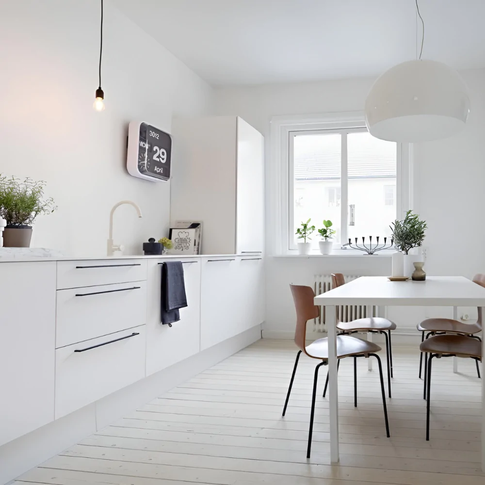 Скандинавський дизайн кухні без верхніх шаф