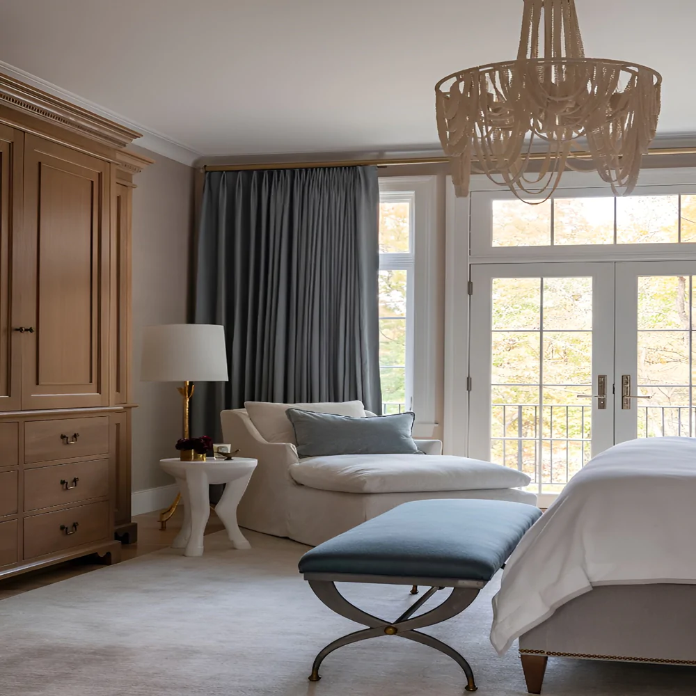 Дизайн інтер'єру спальні в англійському стилі