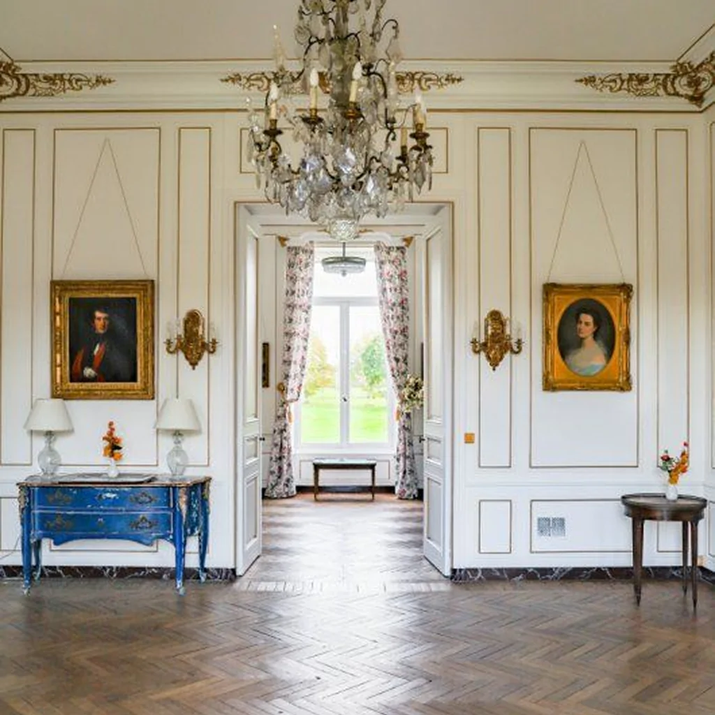 Стиль ампір в інтер'єрі передпокою
